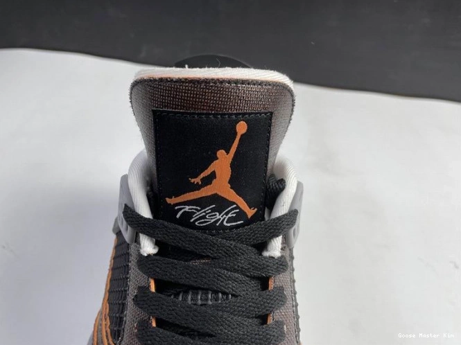 4 (W) CW7183-100 Retro Air Jordan Starfish 0711